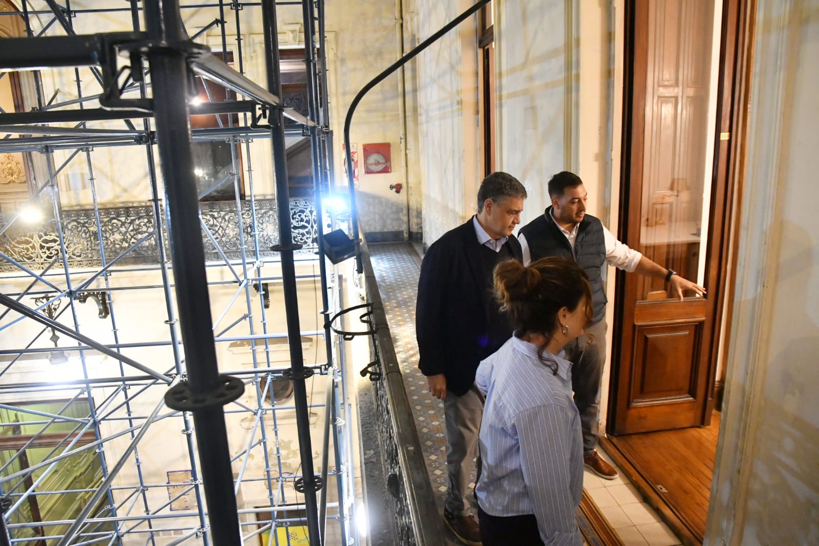 Jorge Macri supervisó las obras en la Casa de la Cultura del Gobierno porteño.