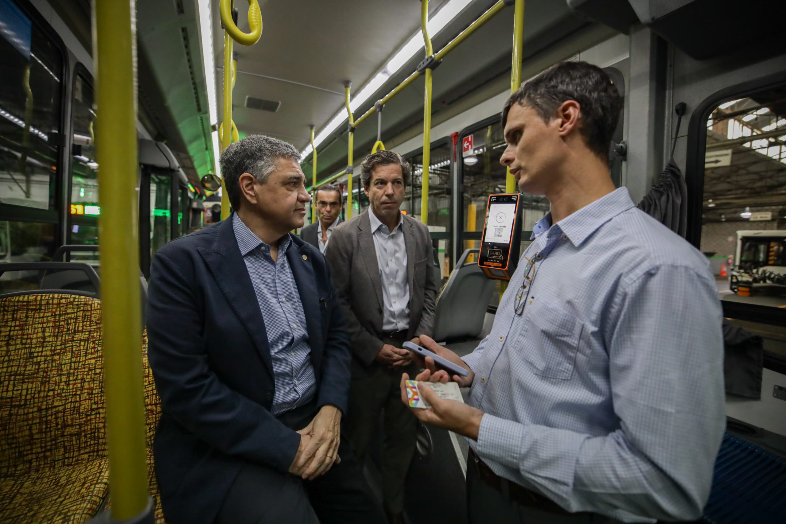 El Plan de Modernización y Seguridad de los colectivos fue presentado por Jorge Macri y el ministro de Infraestructura porteño, Pablo Bereciartua.