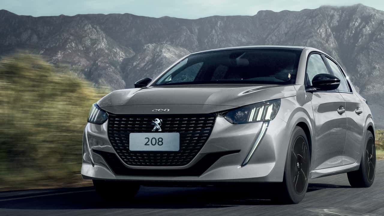 Peugeot 208, un auto que está en el catálogo de Stellantis, el grupo automotor que Luis Caputo puso en el centro del conflicto.