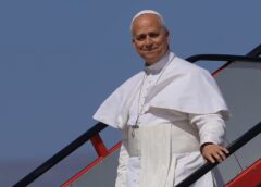 ¿Feriado por la visita del papa León XIV? La medida que analiza el Gobierno tras el pedido de la Iglesia