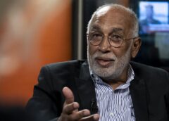 Murió Oscar «el Negro» González Oro: el legado de una de las voces más reconocidas de la radio