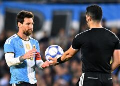 Despedida de Messi: el particular regalo del árbitro, un desmayo en pleno show y una sorpresa musical